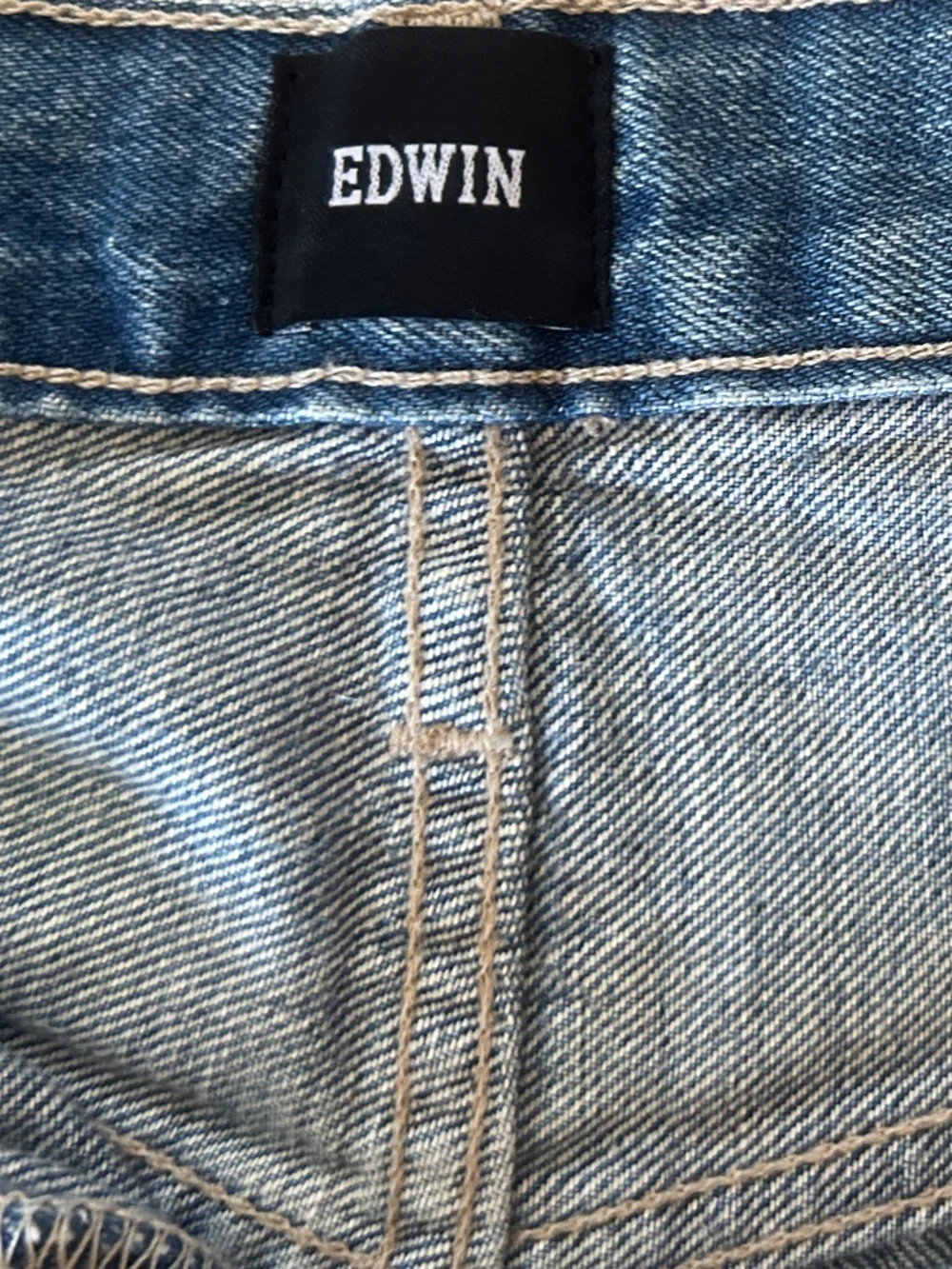 Edwin Shorts - Picture 3 of 4